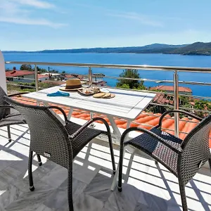 Aparthotel Thea, Pyrgadikia